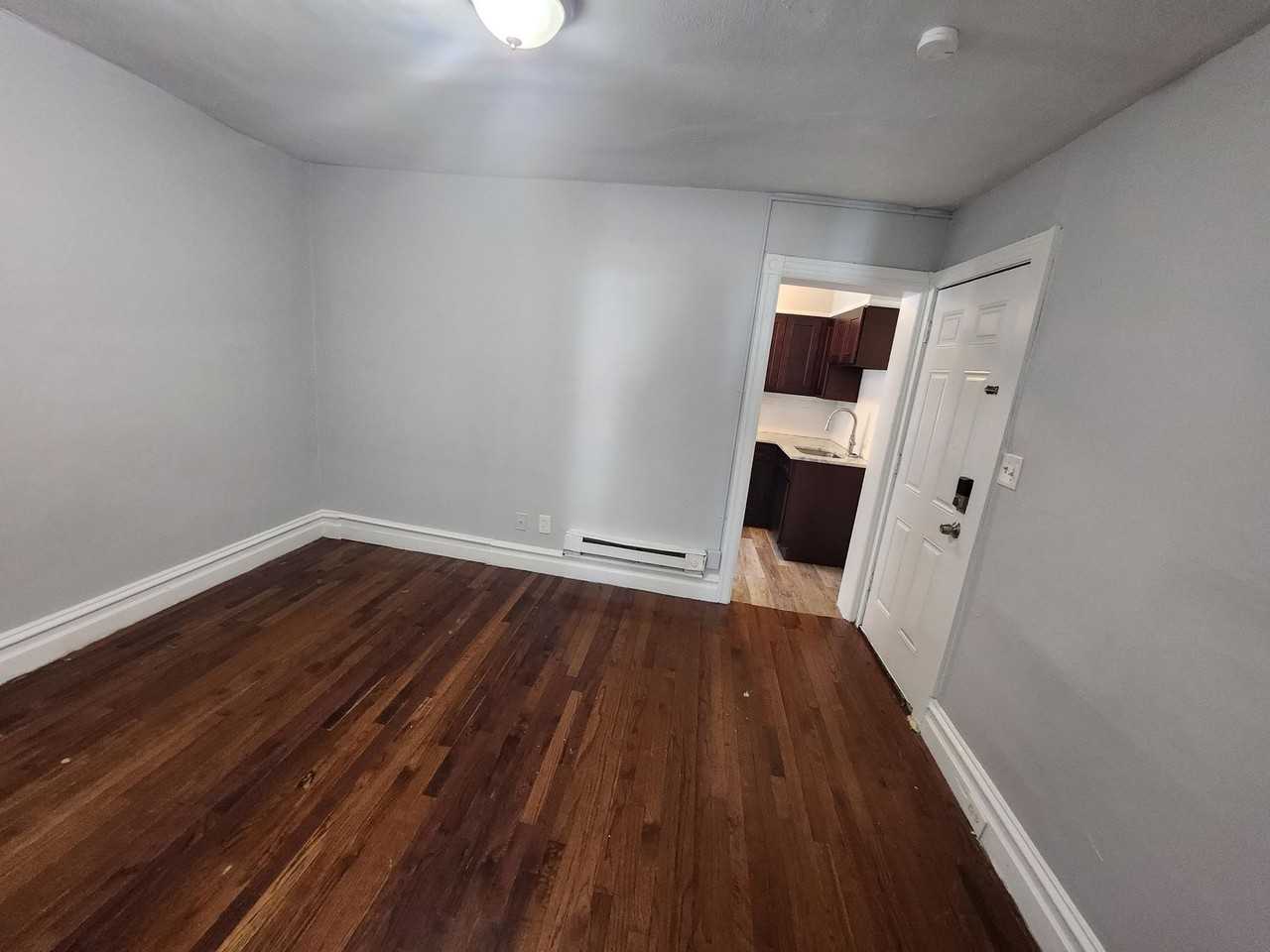 207 N 8th St - Photo 2 of 13