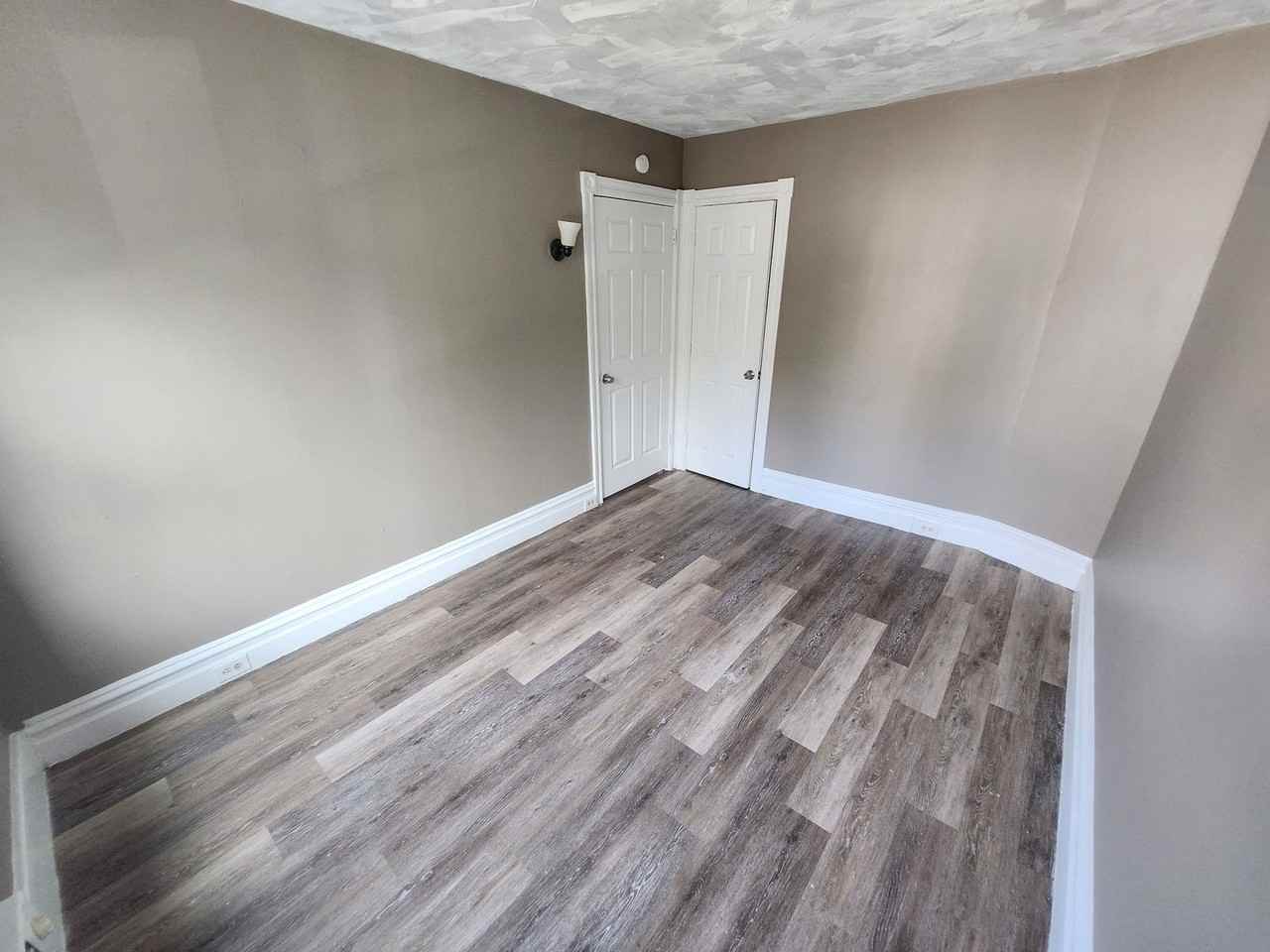 207 N 8th St - Photo 4 of 13