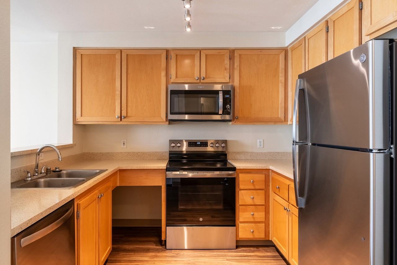 TraVigne on Eleventh Avenue - Photo 2 of 19