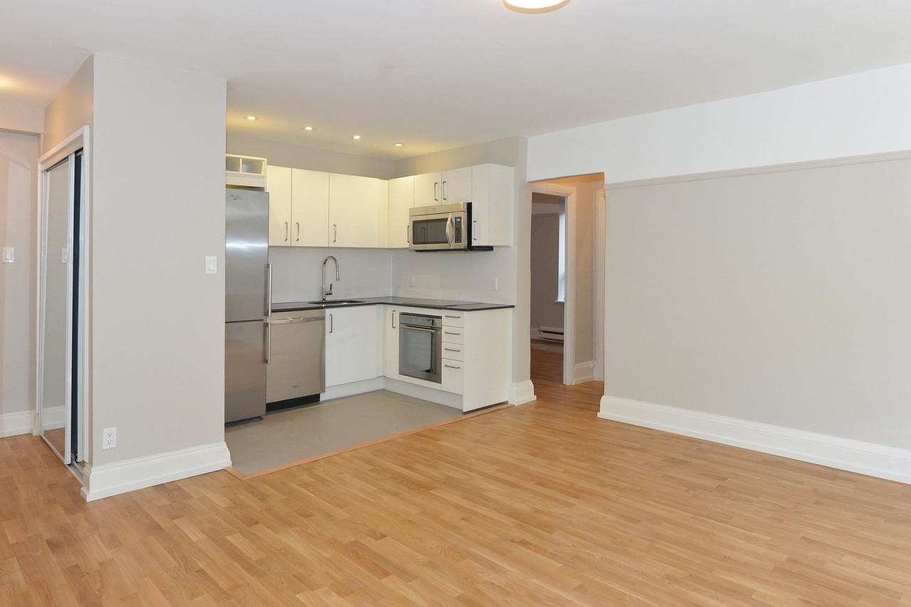 110 Oriole Parkway - Photo 3 of 50