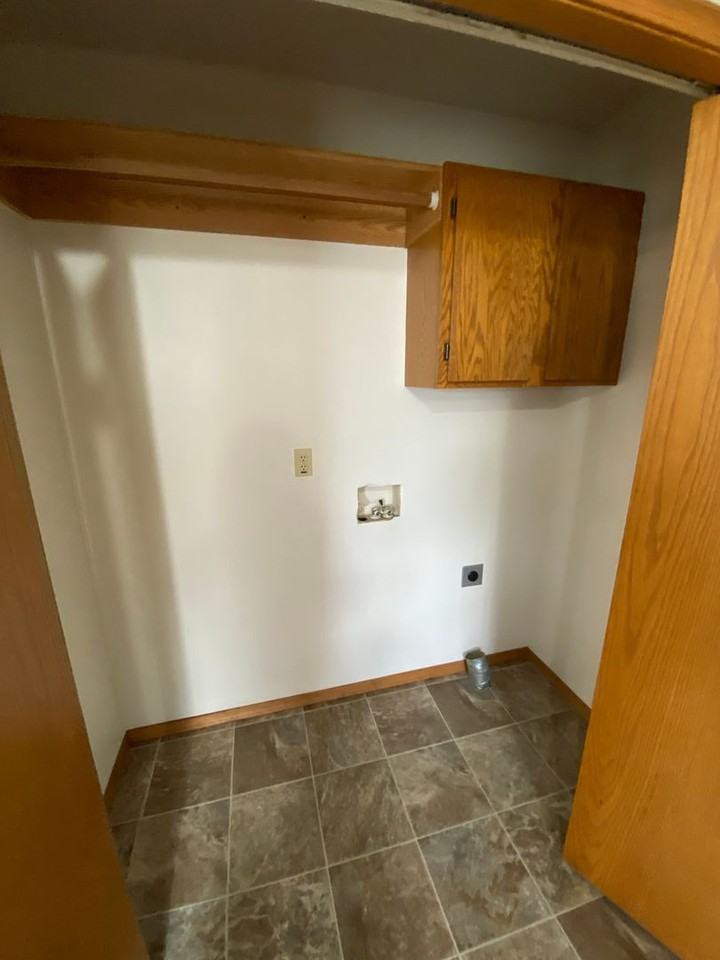 3512 Cascade Loop - Photo 4 of 15