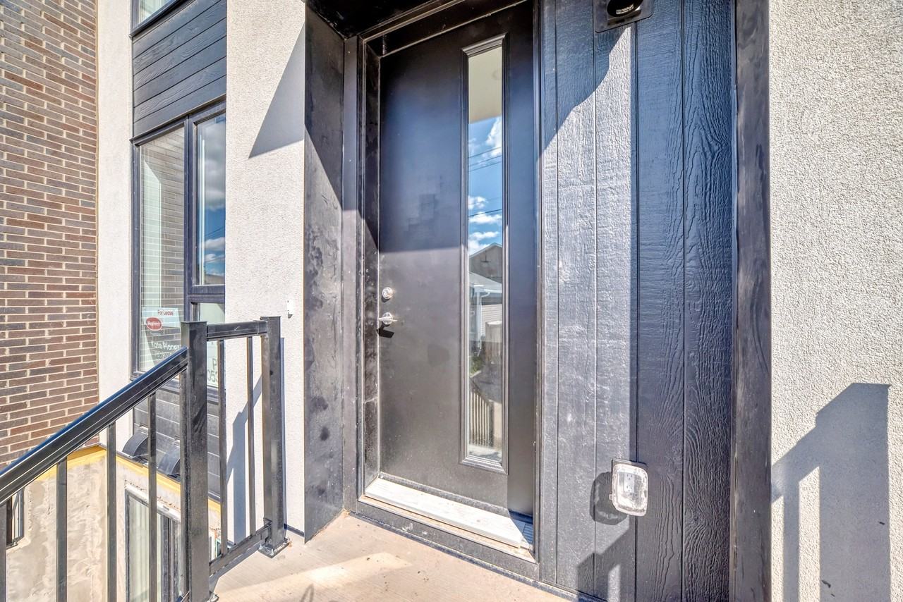 11111  51 Street - Photo 2 of 39