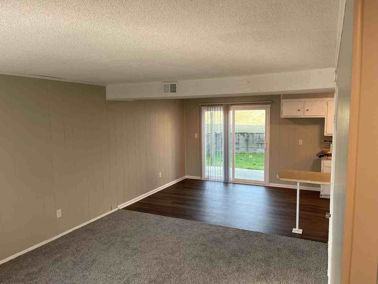 Peachtree Townhomes - Photo 5 of 12
