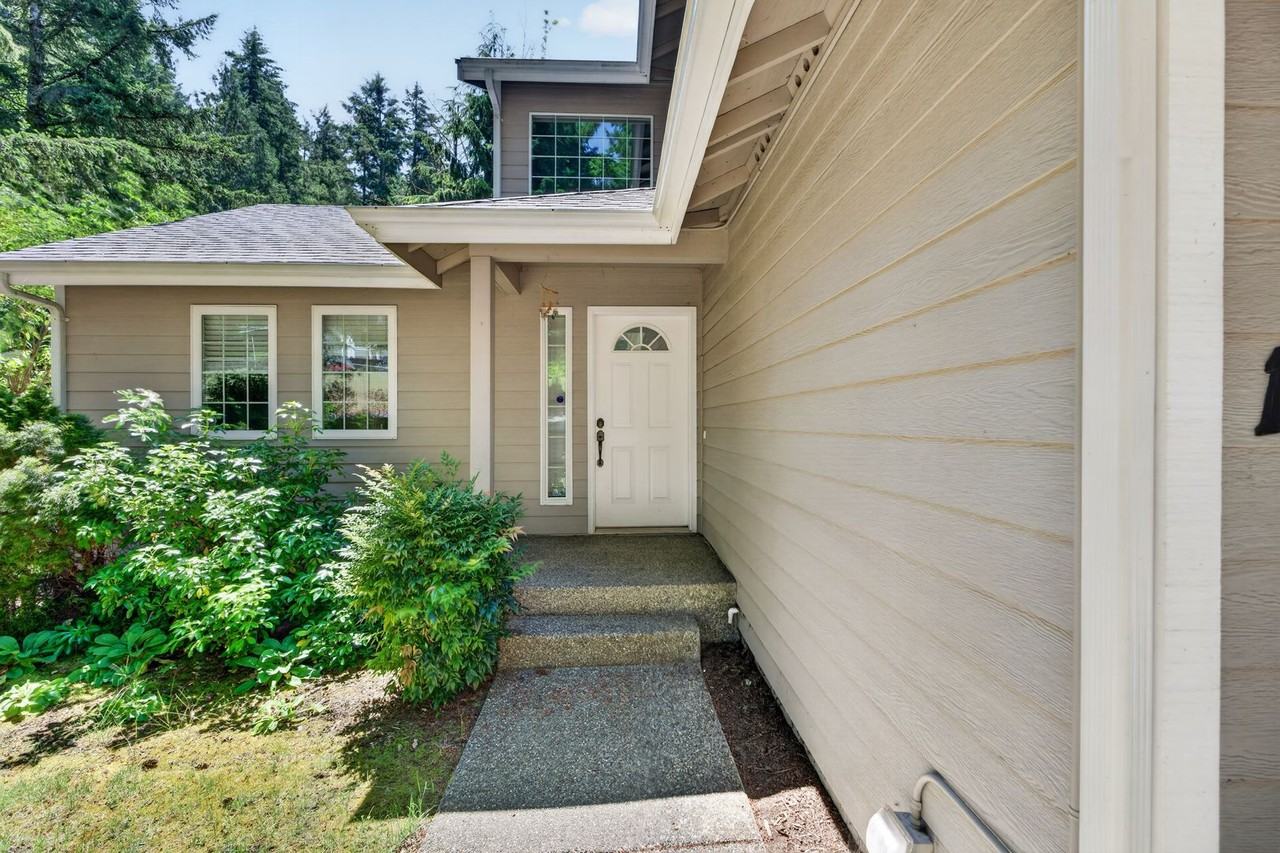 1574 Se Nylace Ln - Photo 5 of 50