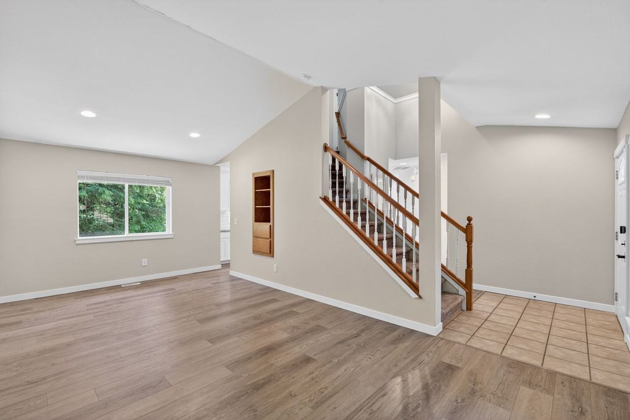 1574 Se Nylace Ln - Photo 7 of 50