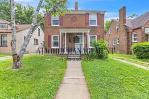 featured image of 15752 Rutherford St