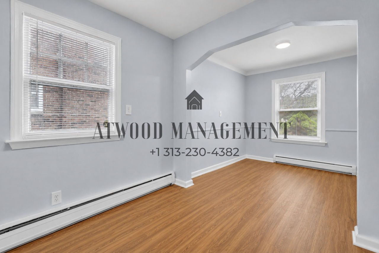 15752 Rutherford St - Photo 5 of 13