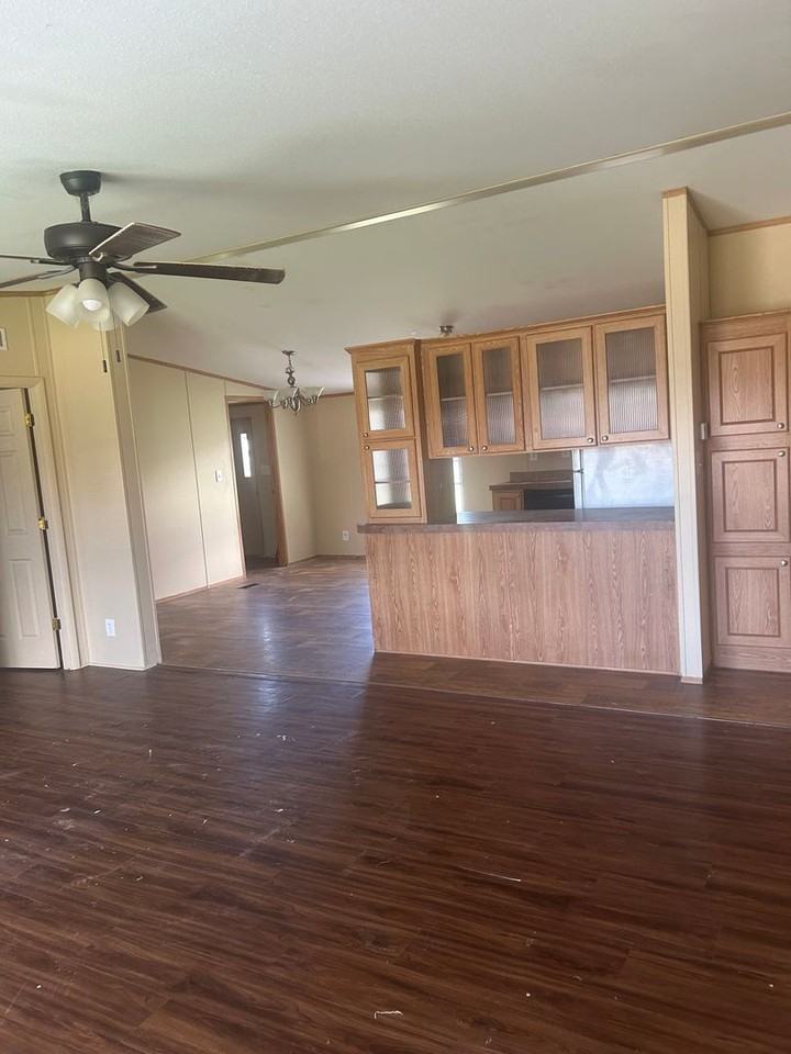 127 Alyene Dr - Photo 3 of 15