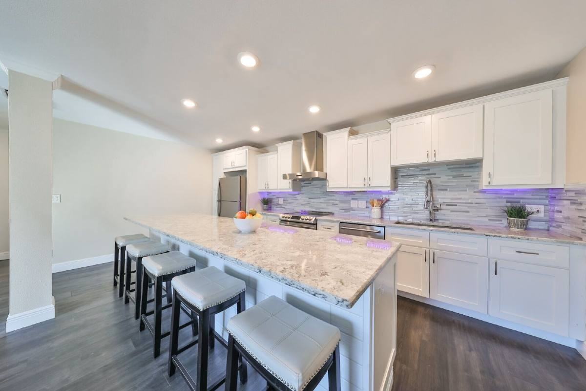3210 39th St S #C - Photo 3 of 10