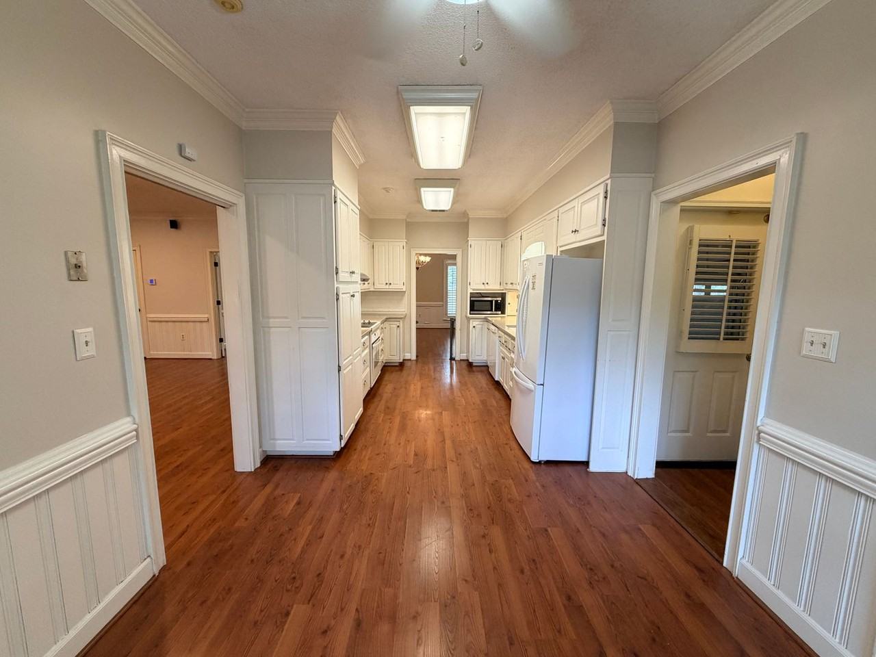 1009 Williamsburg Dr - Photo 6 of 50