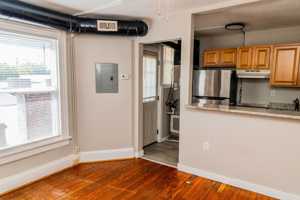 featured image of 2010 Rosewood Ave