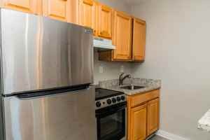 featured image of 2010 Rosewood Ave