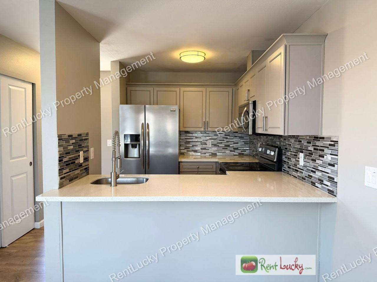 JTA LLC-Seattle 4 Plex - Photo 3 of 33