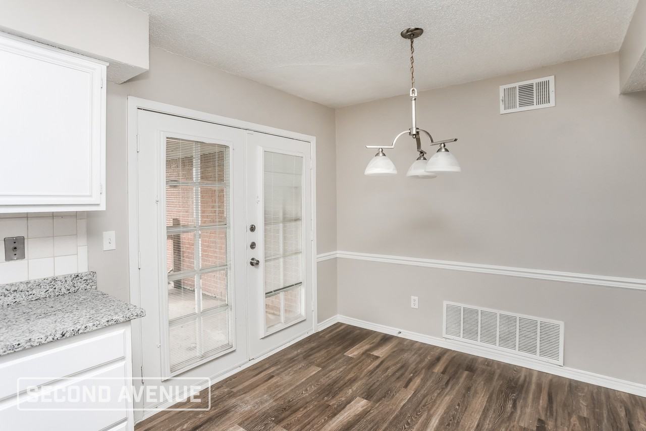 2725 Stillwater Dr - Photo 6 of 28