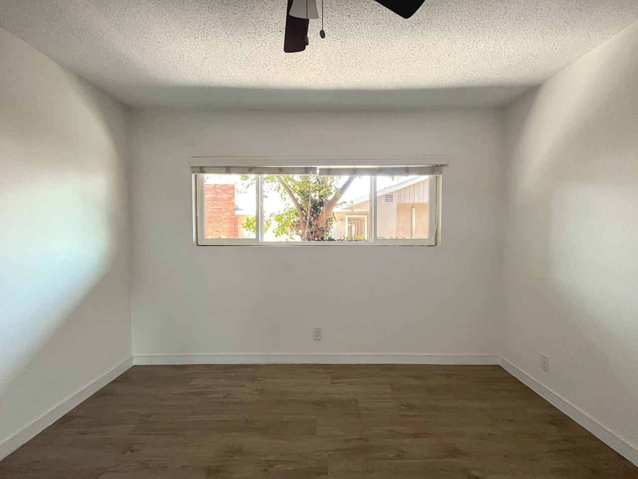 12128 Ramona Ave - Photo 7 of 50