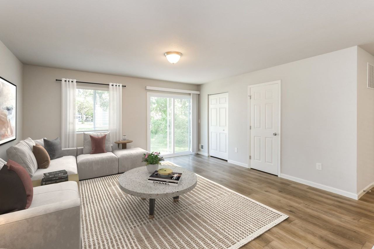 507 Burr St - Photo 3 of 33