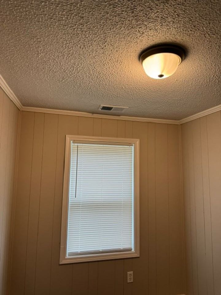 964 Brower St - Photo 3 of 21