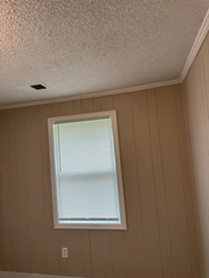 964 Brower St - Photo 6 of 21