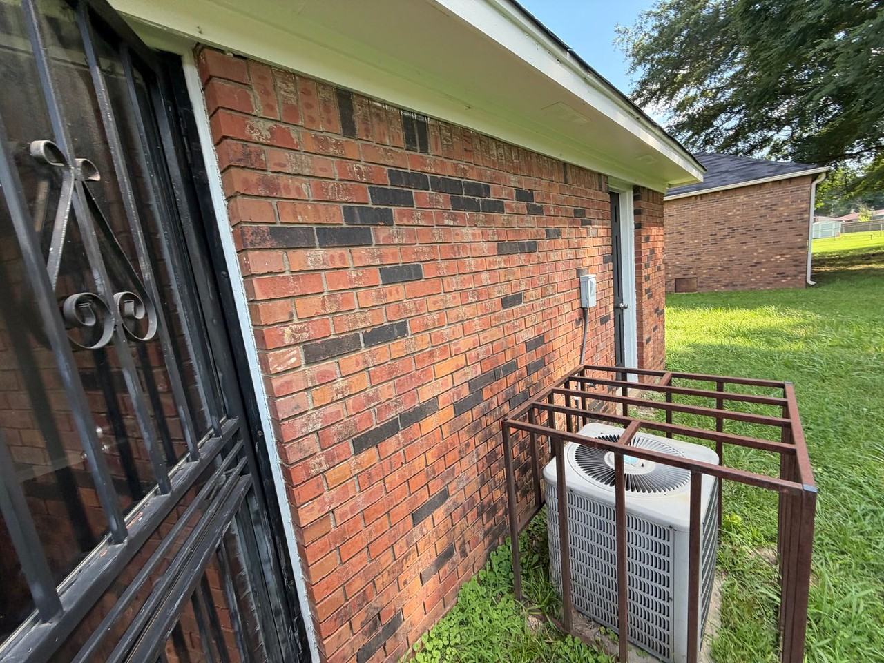 5126 Brushwood Dr - Photo 3 of 19