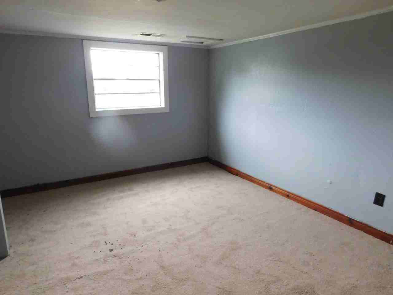 1213 Broad St - Photo 2 of 12