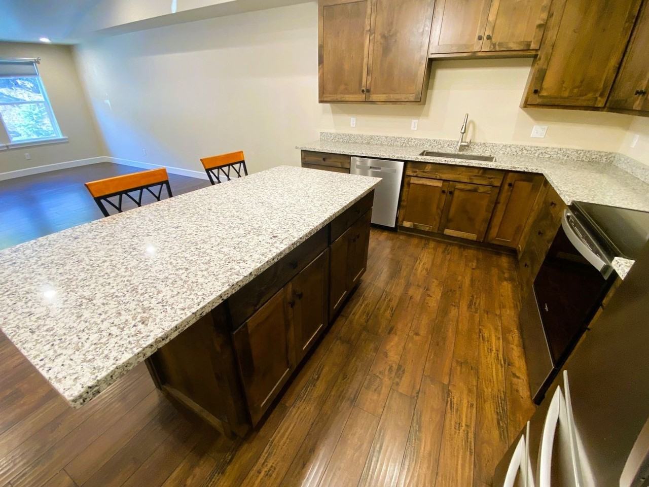 1680 Ne Alameda Ave - Photo 5 of 15
