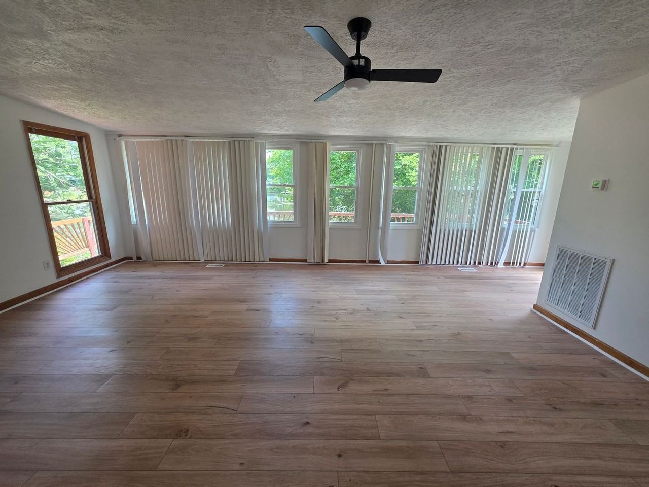 37 Cobb Rd - Photo 5 of 21