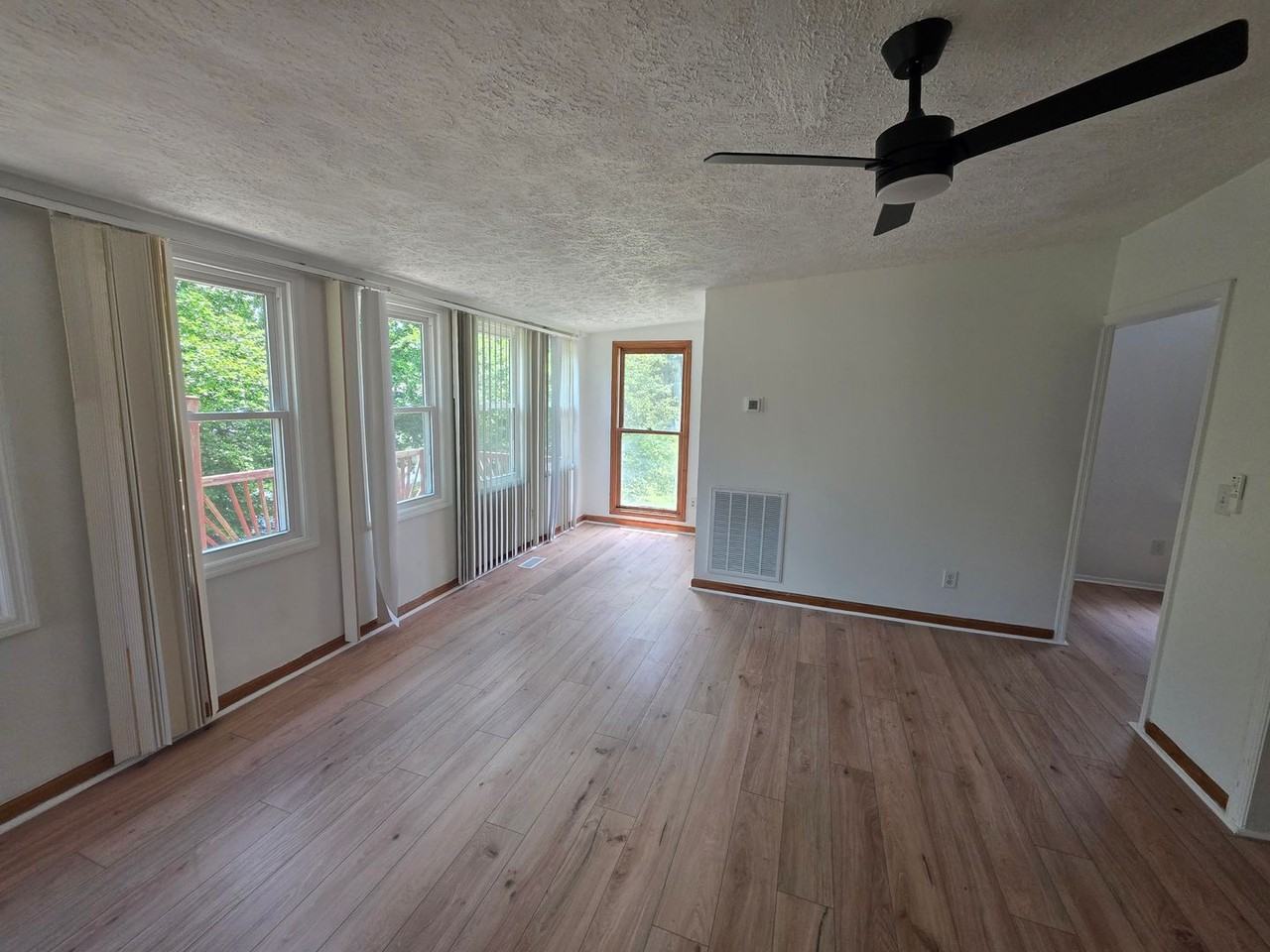 37 Cobb Rd - Photo 7 of 21