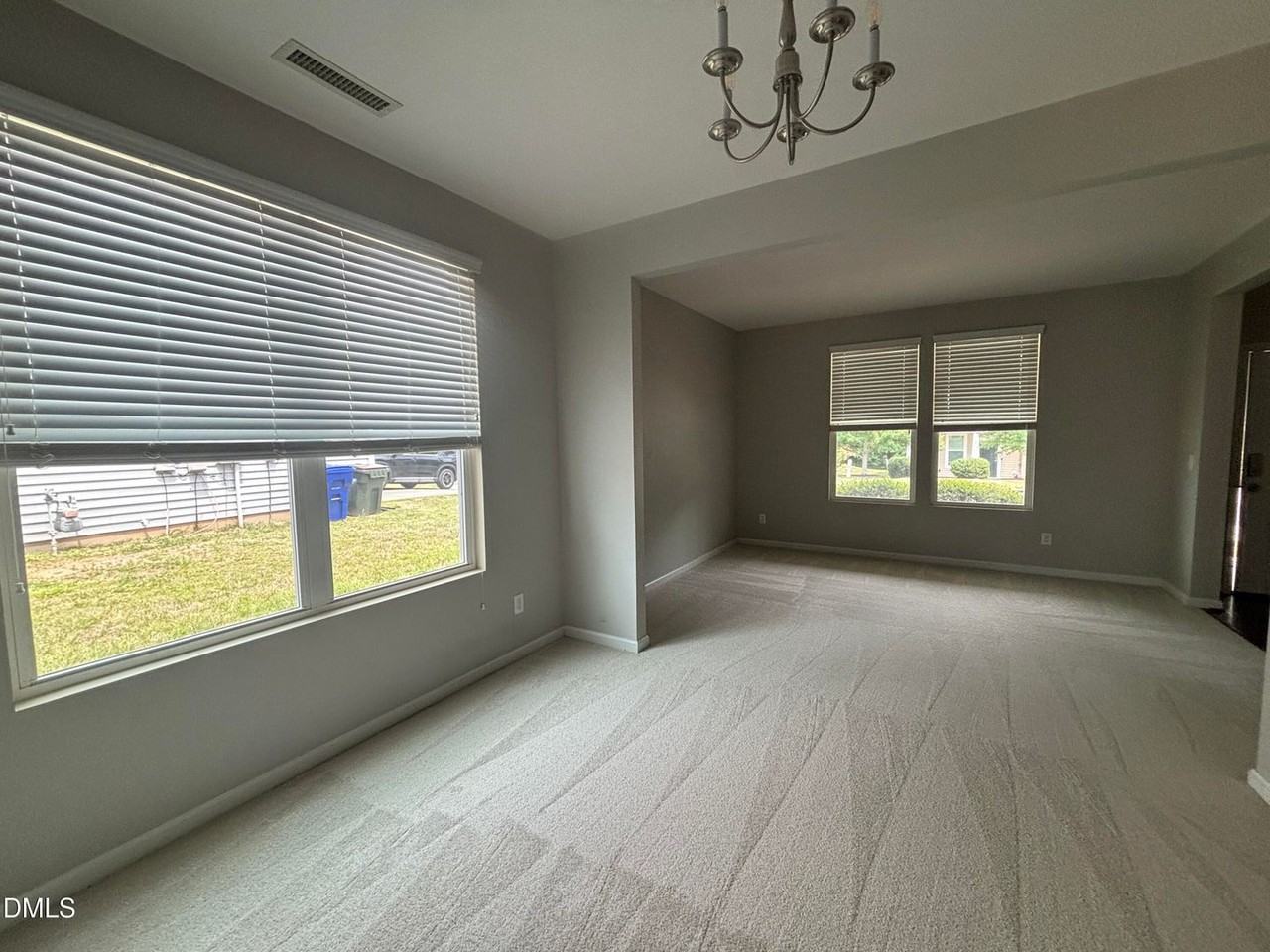 4 White Spruce Ct - Photo 3 of 50