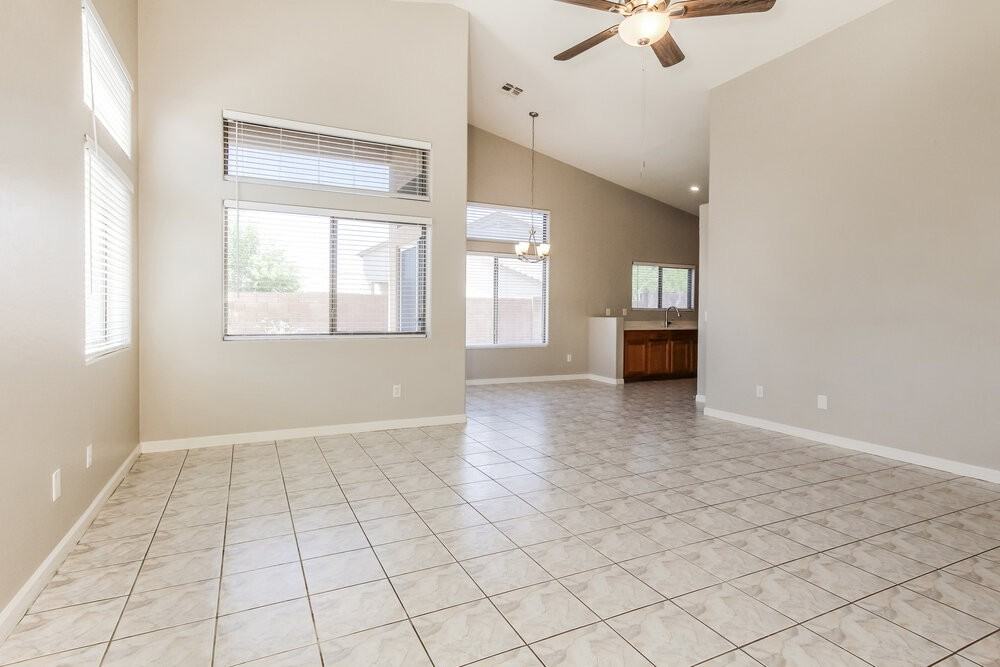 14510 N 87th Ave - Photo 3 of 16