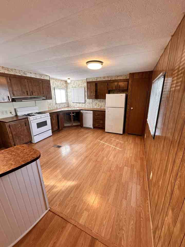 418 1/21 2nd Ave - Photo 2 of 8