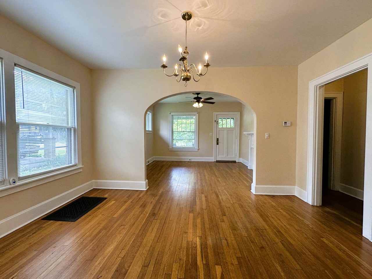 103 Venice Park - Photo 7 of 30