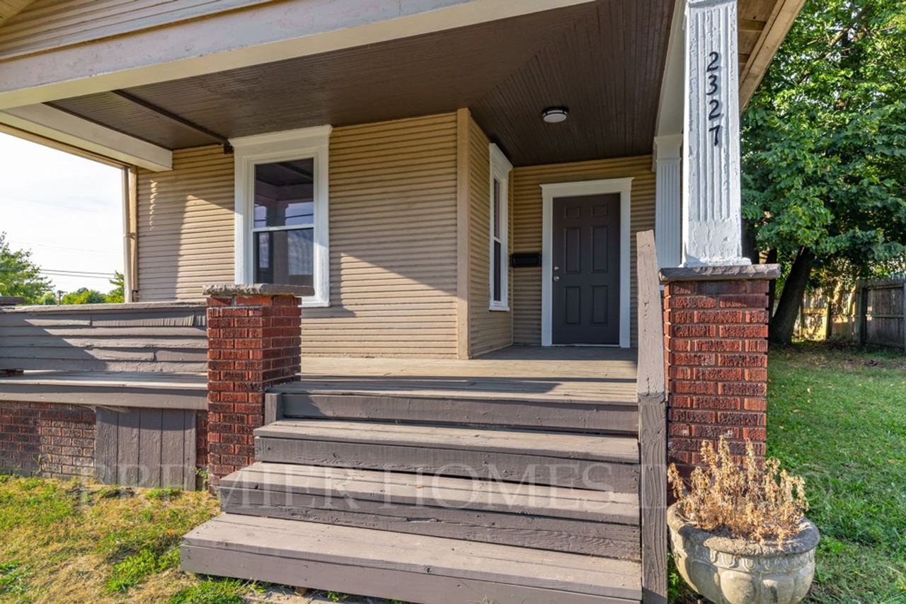 2327 6th St Sw - Photo 2 of 14