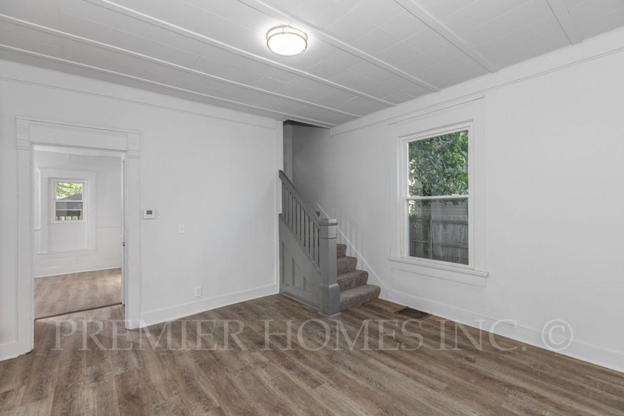 2327 6th St Sw - Photo 5 of 14