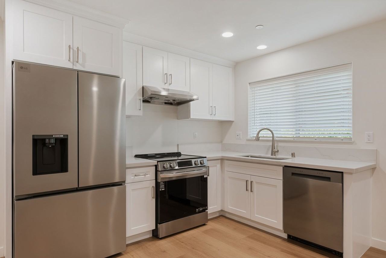 1806 S 8th St #A - Photo 7 of 19