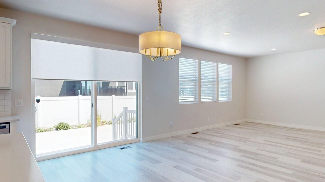 4668 W Drum Wood Ln - Photo 4 of 16