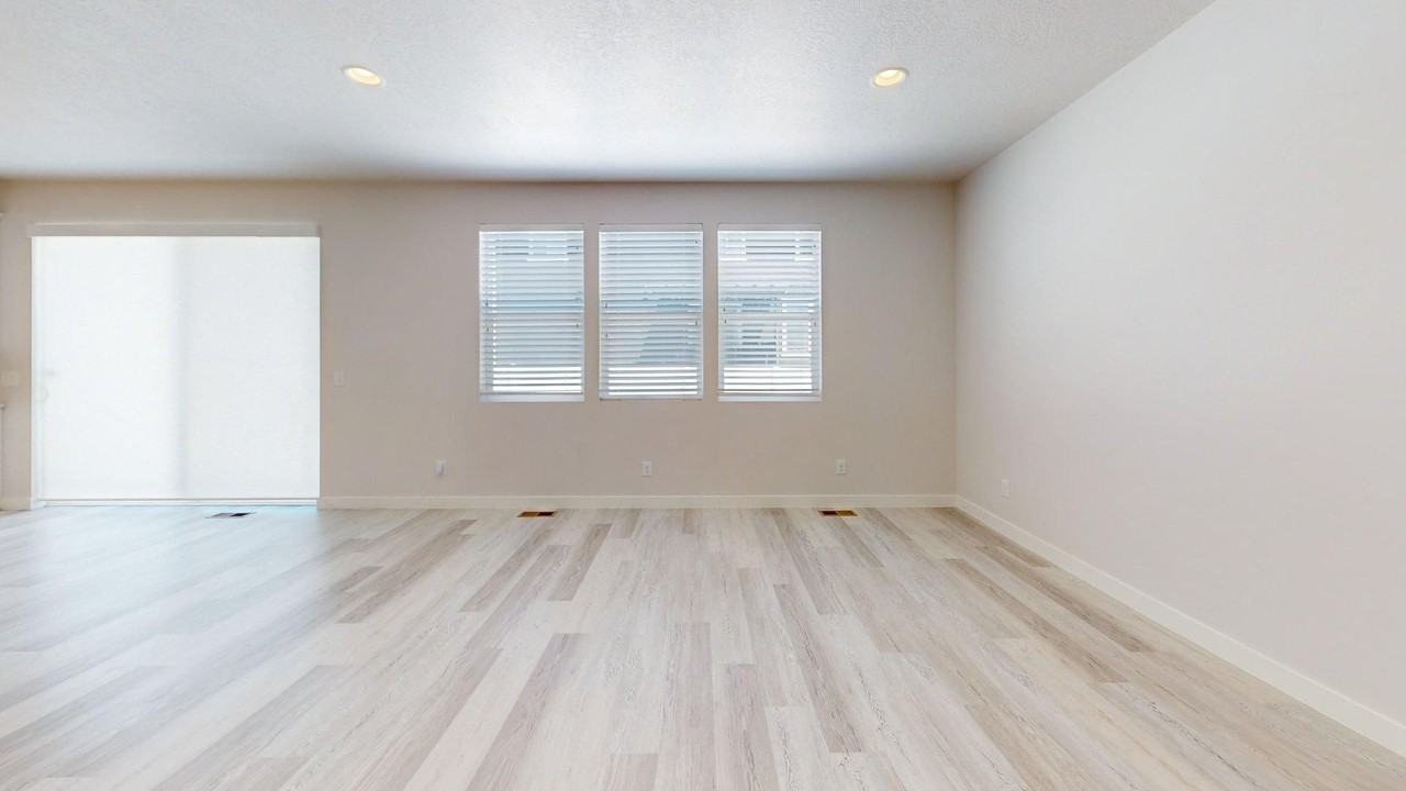 4668 W Drum Wood Ln - Photo 5 of 16
