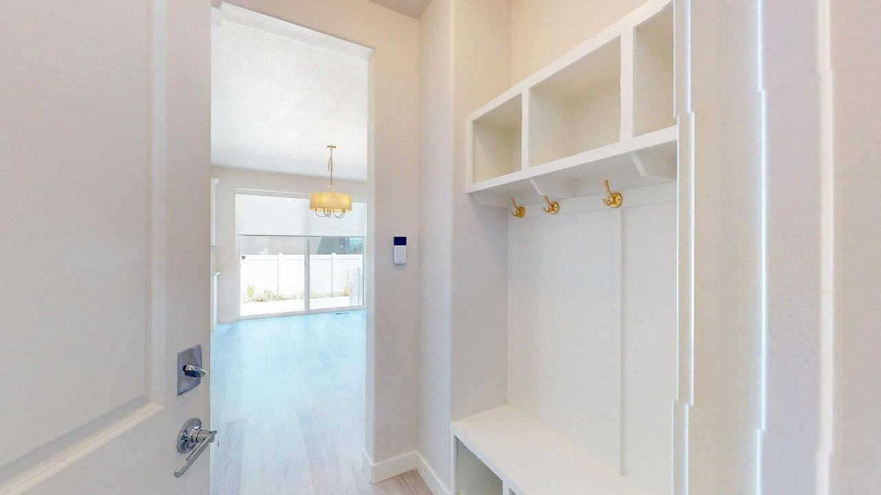 4668 W Drum Wood Ln - Photo 6 of 16