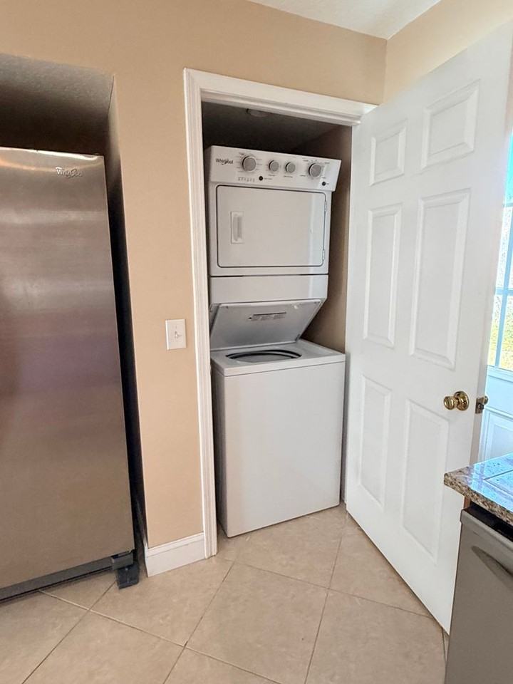 342 Tarpon Ave - Photo 7 of 23