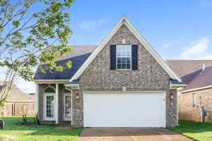 featured image of 10218 Cottage Oaks Cv