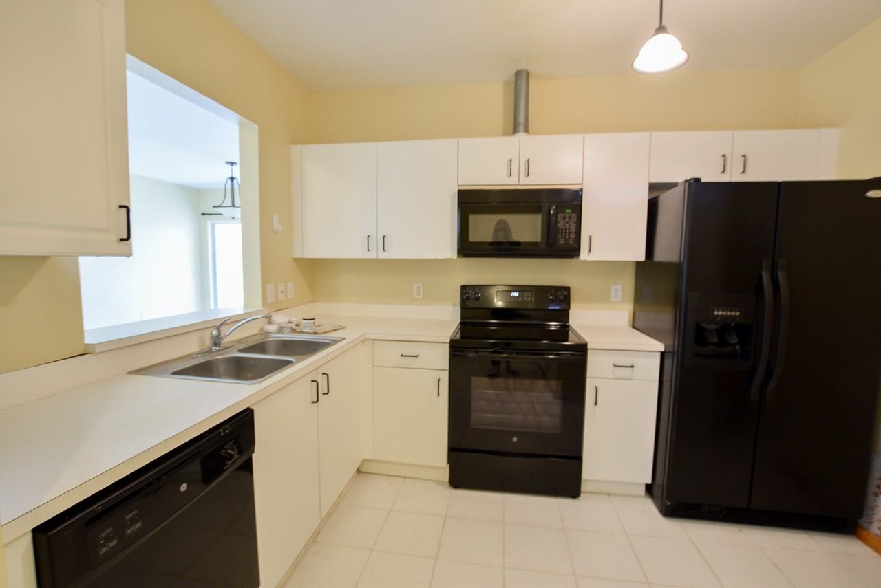 522 Villa Del Sol Cir - Photo 5 of 19