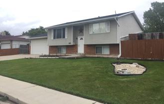 927 S 1635 W - Photo 1 of 1