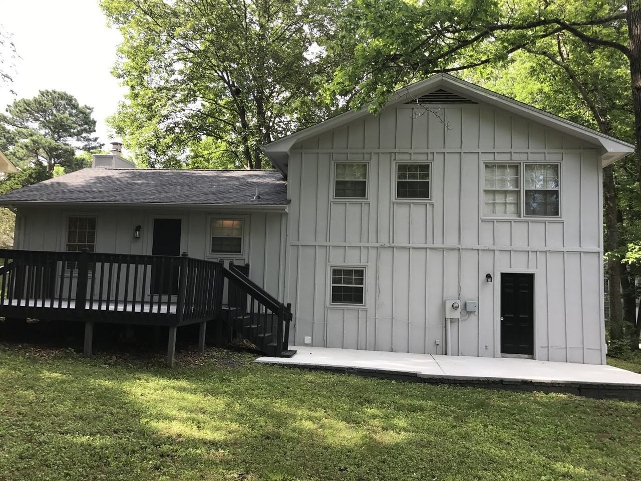 1008 Antietam Rd Se - Photo 3 of 20