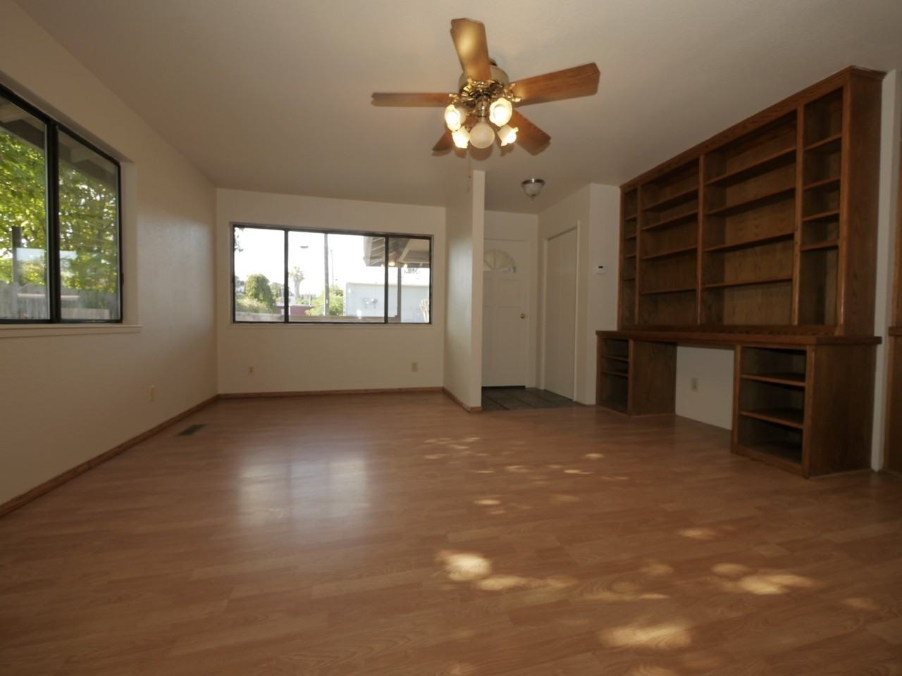 24 Welch Ln - Photo 2 of 12