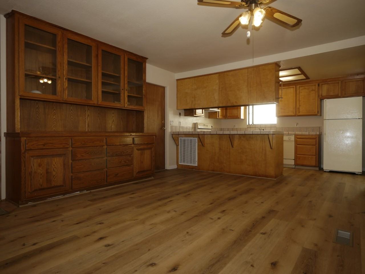 24 Welch Ln - Photo 3 of 12