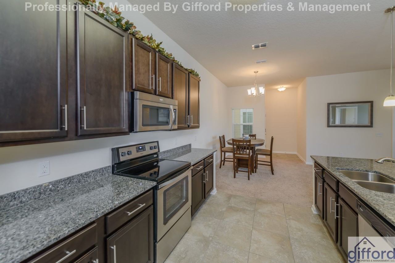 817 Golden Lake Loop - Photo 4 of 15