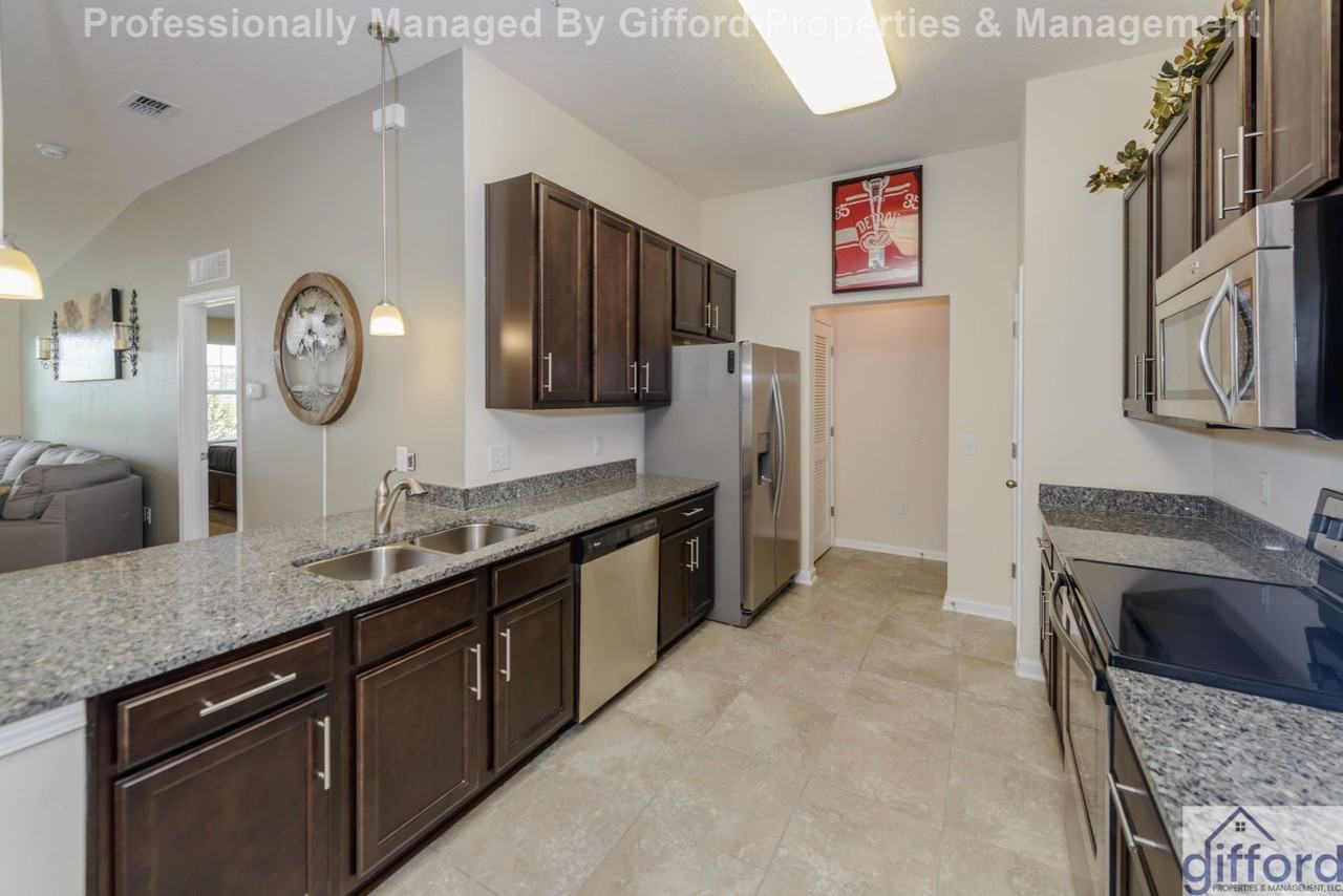 817 Golden Lake Loop - Photo 5 of 15