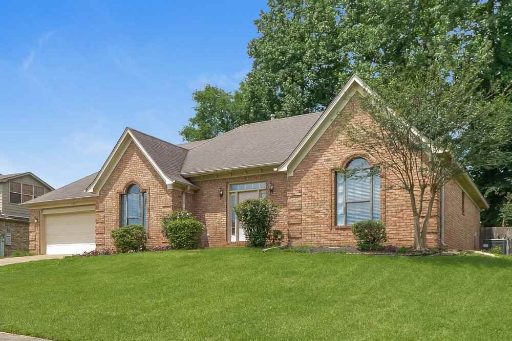 4971 Rabbit Chase Ln - Photo 3 of 16