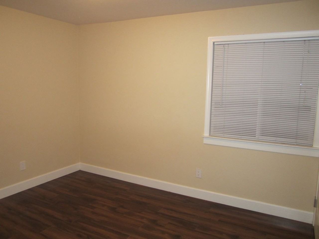 138 Tammy Cir - Photo 5 of 18