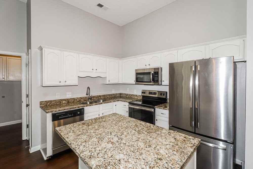 8574 Napoli Dr - Photo 7 of 16