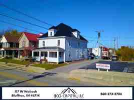 featured image of 117 W Wabash St